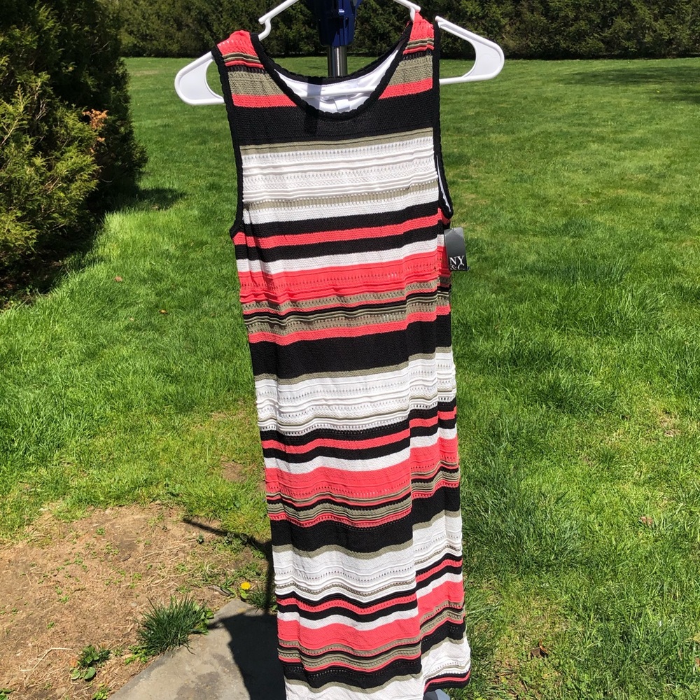 NWT Maxi Sheathdress Multi color figure hugging